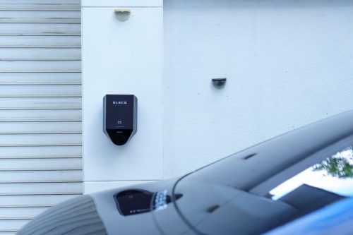 Elecq fali töltő, 22 kW, 4G, RFID, WiFi, Bluetooth, Ethernet, Type 2 aljzat
