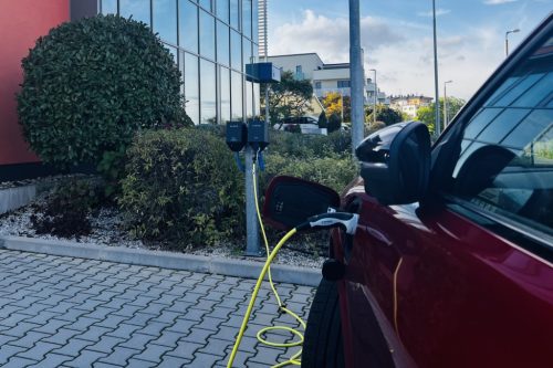 Elecq fali töltő, 22 kW, 4G, RFID, WiFi, Bluetooth, Ethernet, Type 2 aljzat