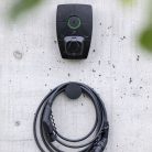 Zaptec Pro töltő MID hiteles mérővel és hátlap - Komplett töltőkészülék