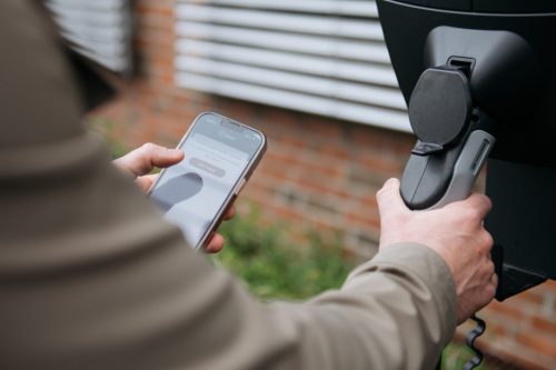 Zaptec Pro okostöltő -MID hiteles mérővel - 22 kW, 3 fázis, Type 2 aljzat, RFID, WiFi, Bluetooth