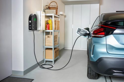 Schneider Charge Pro EVB4S22N40 töltő - 22kW, 3 fázis, Type2 aljzat, RFID, WiFi
